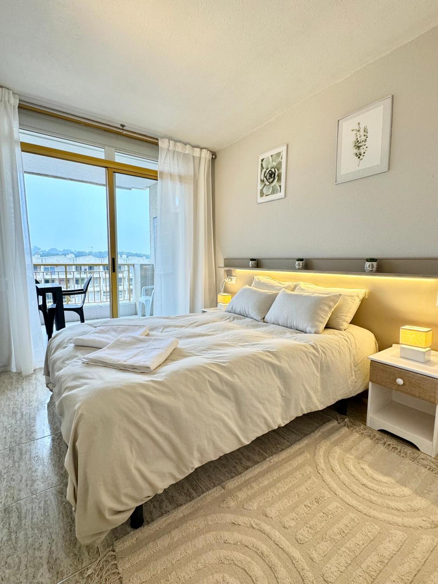 Apartamento Completo Junto A La Playa Salou Eksteriør billede