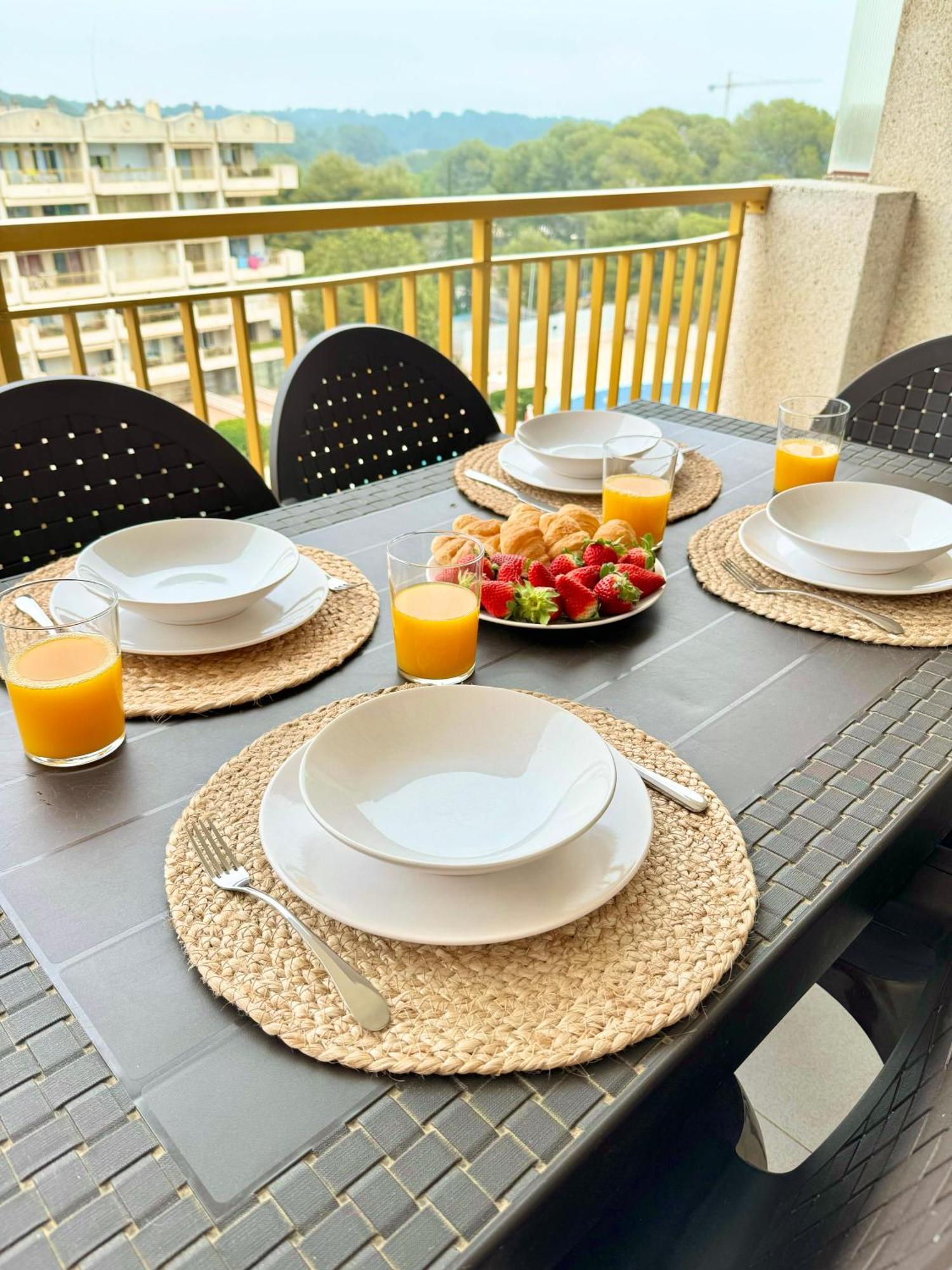 Apartamento Completo Junto A La Playa Salou Eksteriør billede